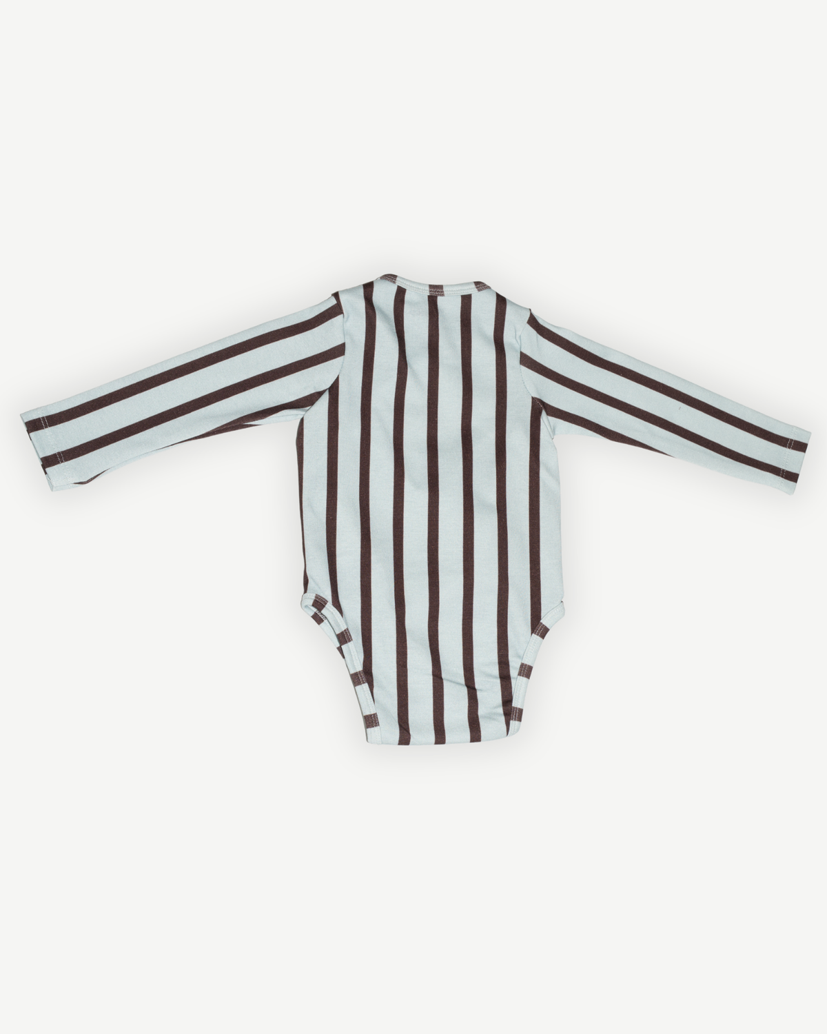 de overslagromper van besito baby achterkant in de baby blue stripe