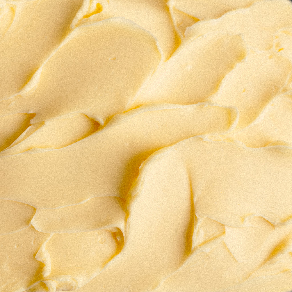 butter yellow botergeel textuur closeup dichtbij babykleding