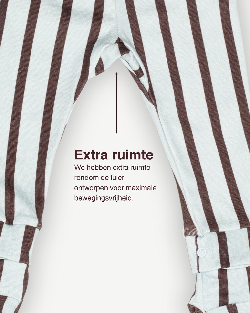 de extra ruimte ontworpen rondom de luierzonde voor extra bewegingsvrijheid legging baby blue stripe