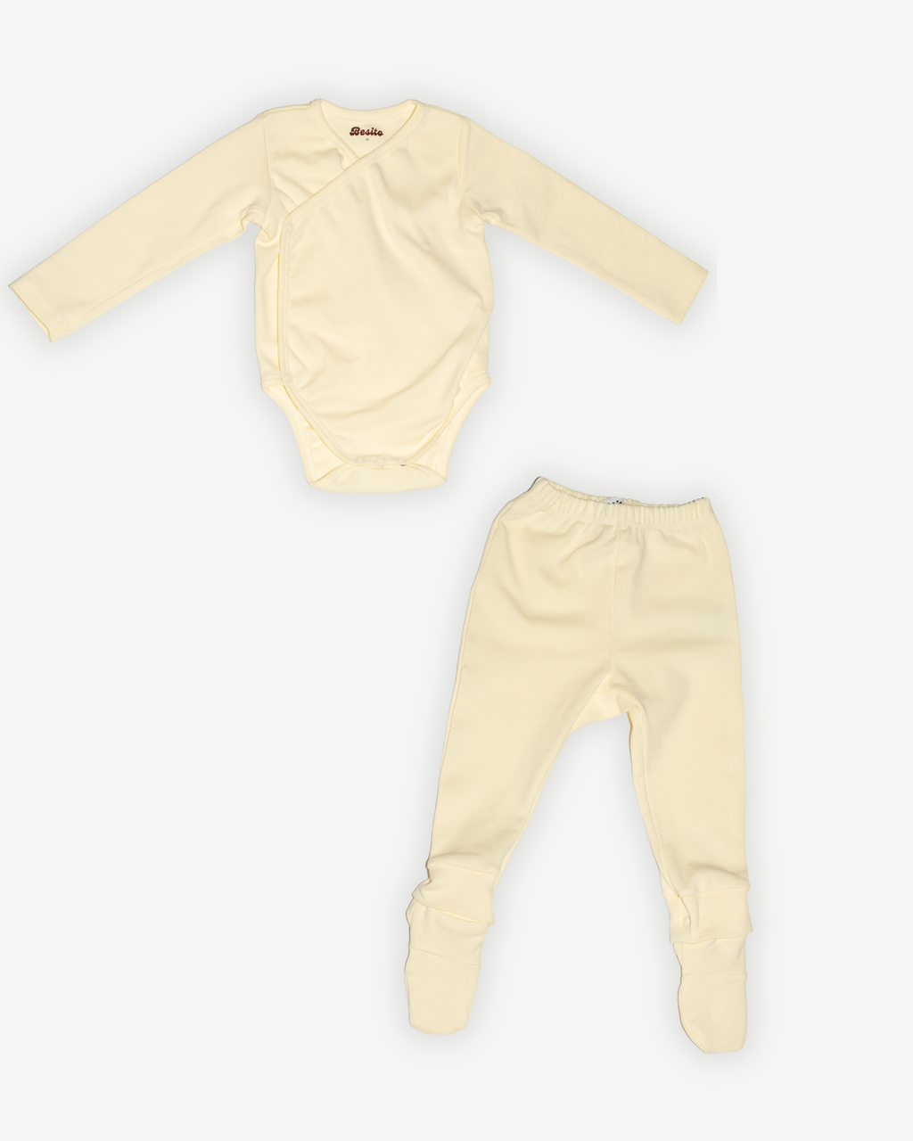 een matchende et in butter yellow besito baby